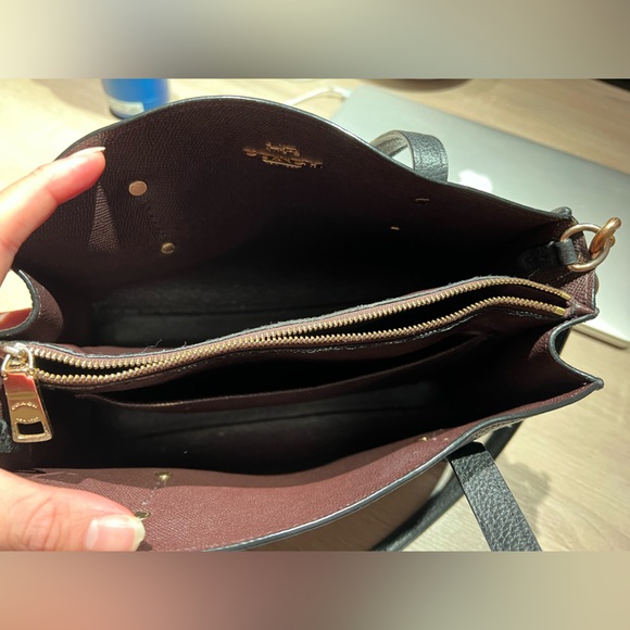 SOLD Coach Charlie carryall purse - Picture 3 of 11